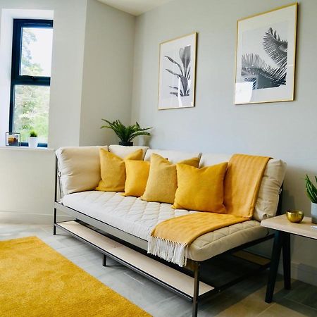 Beautiful Alumpointe Apartment - 400M To The Beach Bournemouth Eksteriør billede