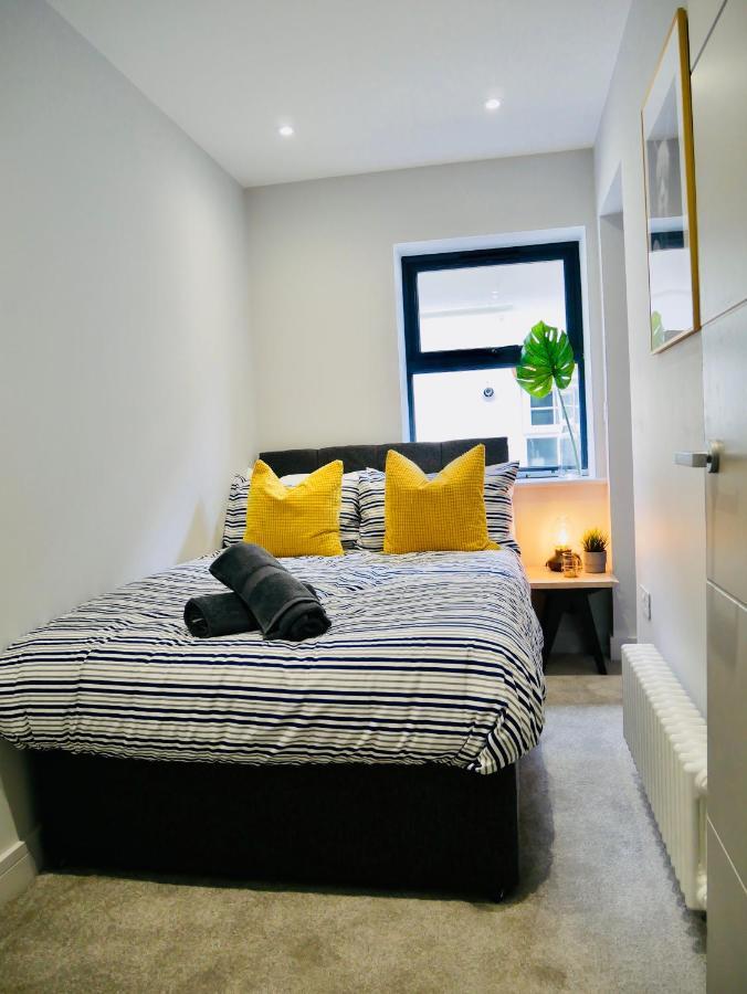 Beautiful Alumpointe Apartment - 400M To The Beach Bournemouth Eksteriør billede